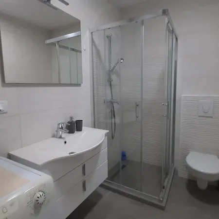 Apartman 222